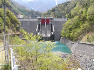 赤石ダム